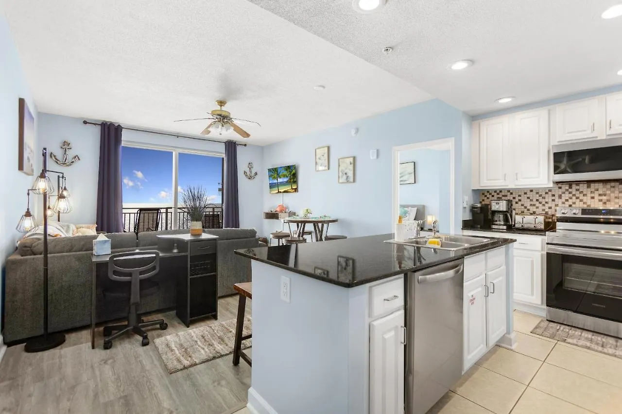 Lägenhet Emerald Chic Beachfront 2 Bdr Apt 4 Beach Seats And A Cannope On Us Panama City Beach