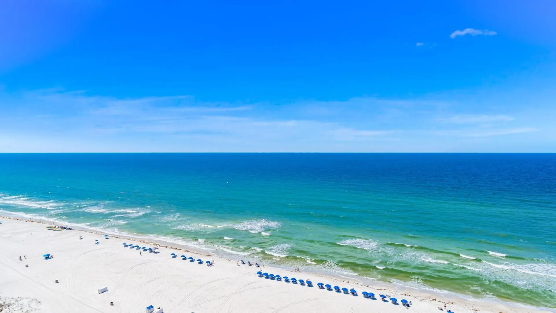 Emerald Chic Beachfront 2 Bdr Apt 4 Beach Seats And A Cannope On Us Panama City Beach 0*,  USA