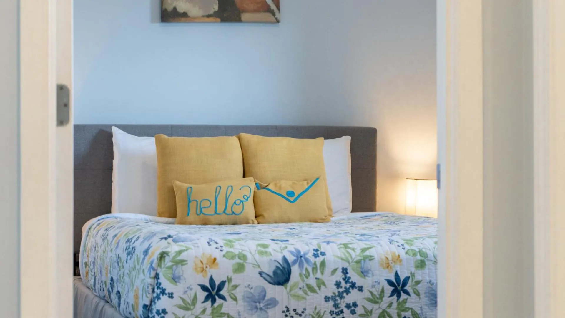 Emerald Chic Beachfront 2 Bdr Apt 4 Beach Seats And A Cannope On Us Panama City Beach Lägenhet